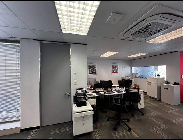 597M² OFFICE TO LET IN BELLVILLE CENTRAL